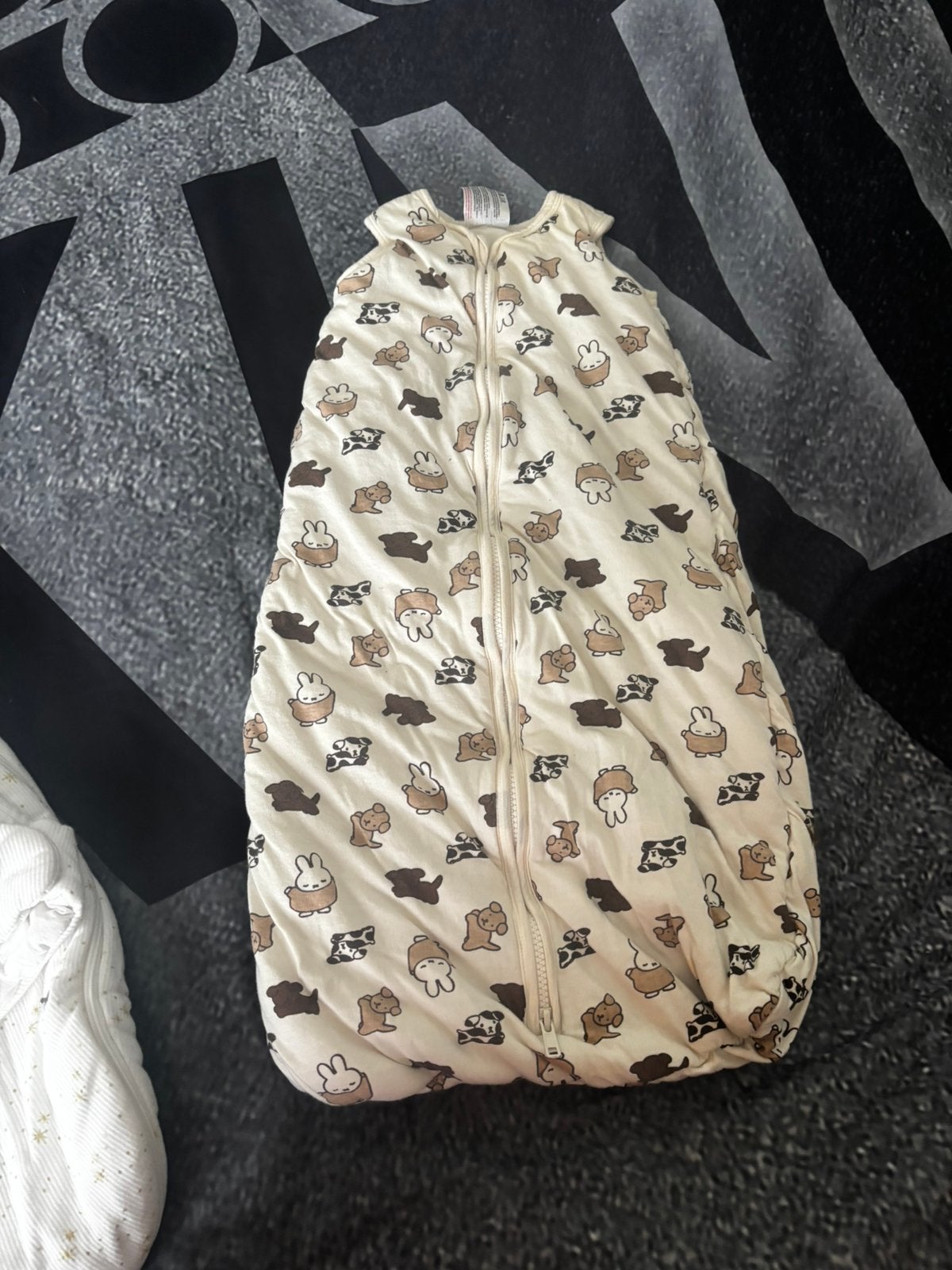 Sac de couchage Miffy 0-9 mois, Enfants & Bébés, Vêtements de bébé | Autre, Enlèvement ou Envoi, Comme neuf