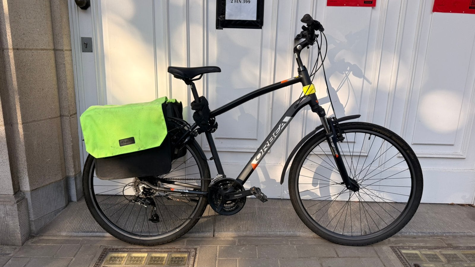 Vélo / Fiets Orbea Comfort 30 – Sacoches + antivol, Vélos & Vélomoteurs, Enlèvement ou Envoi, Comme neuf, Autres marques