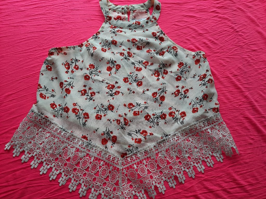 Topje met bloemetjes motief, Kleding | Dames, Topjes, Maat 38/40 (M), Overige kleuren, Ophalen of Verzenden, Zo goed als nieuw