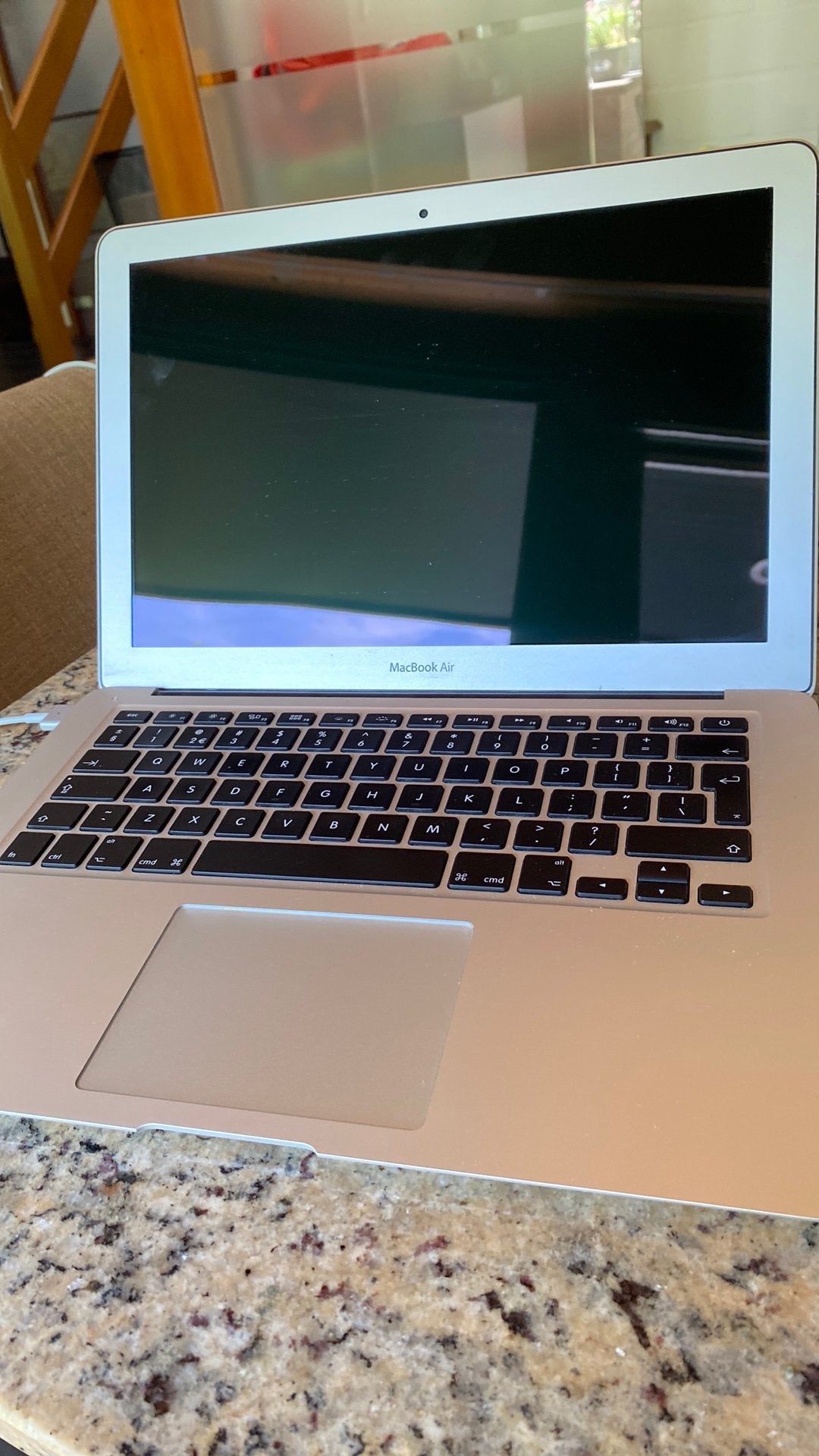 Mac Book Air querty, Computers en Software, Ophalen, Zo goed als nieuw