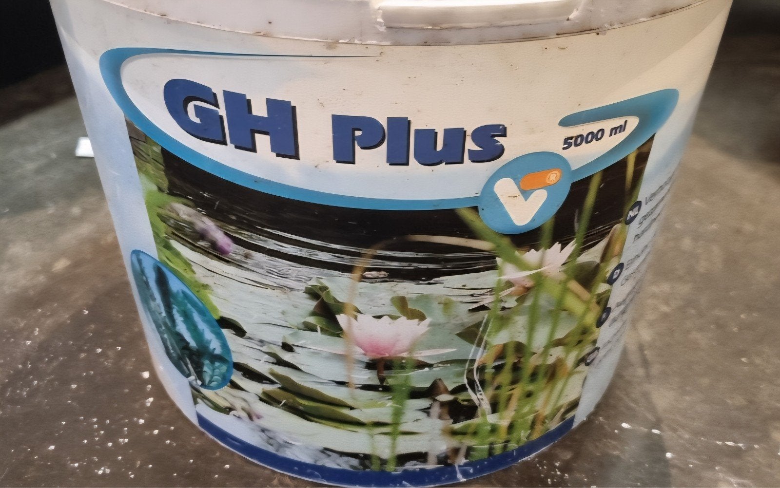 gh plus 5 liter voor  koi vis vijver, Enlèvement, Comme neuf