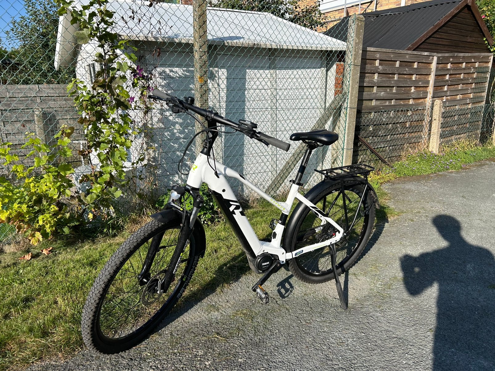 Velo electrique Raymond crossray Blanc, Autres marques, 47 à 51 cm, Enlèvement, Utilisé
