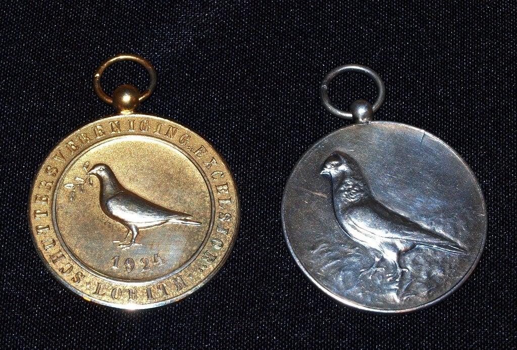 Zilveren duivenmedaille., Ophalen of Verzenden, Zilver