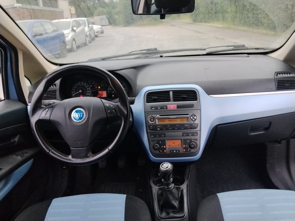 FIAT PUNTO/1300cc BENZINE/AIRCO/GEKEURD/GARANTIE, Auto's, Bedrijf, Grijs, Punto, Euro 4
