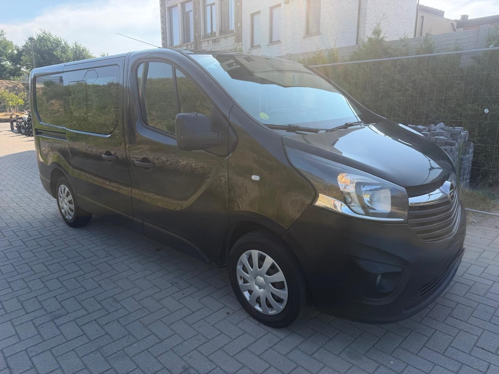 OPEL VIVARO 1.6TDCI DUBBEL CABIN 2015 315000KM, Euro 5, Achat, Boîte manuelle, 5 portes