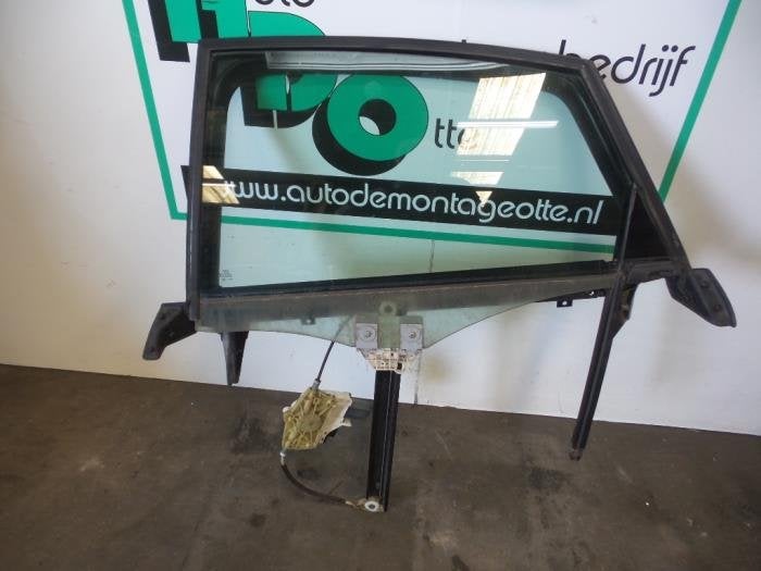 Mécanique vitre 4portes arrière gauche d'un Audi A6 (A6 04, -, 3 mois de garantie, Audi, Utilisé