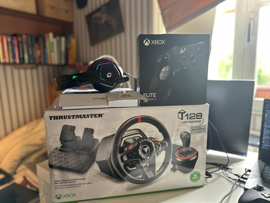 Pack de jeu : manette, volant, levier de vitesses et RGB !, Consoles de jeu & Jeux vidéo, Siège de course, Comme neuf, Enlèvement