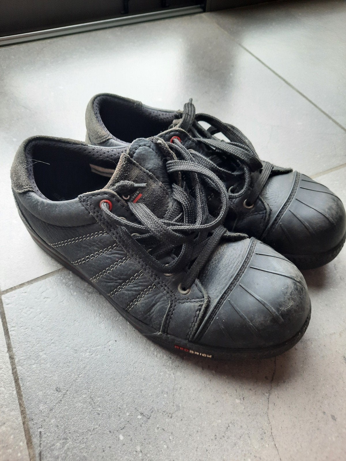 Chaussures de sécurité Red Brick taille 38, Enlèvement ou Envoi