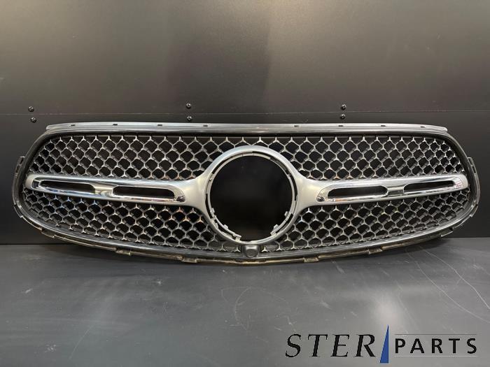 Calandre d'un Mercedes GLC-Klasse (9040), 3 mois de garantie, Utilisé, -, -