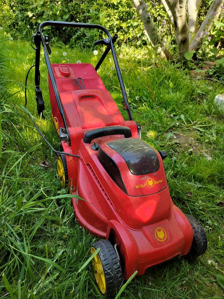 Grasmaaier, Jardin & Terrasse, Tondeuses à gazon, Utilisé, Tondeuses à gazon sur batterie, 30 à 39 cm, Enlèvement