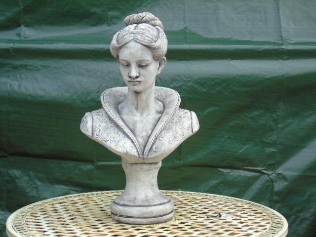 un buste de femme au chignon en pierre ., Enlèvement, Neuf