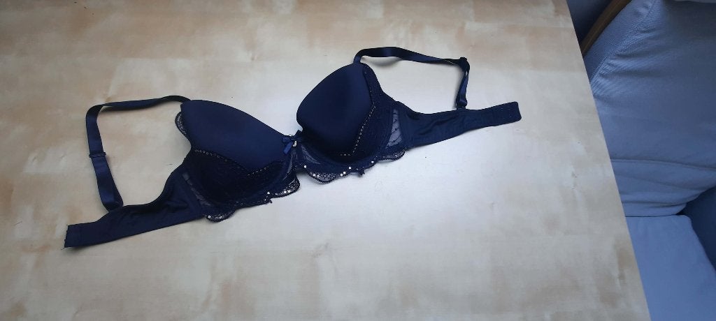 BH dames maat 85C – blauw - 1 stuk., Vêtements | Femmes, Sous-vêtements & Lingerie, Onbekend, Enlèvement, Bleu, Soutien-gorge