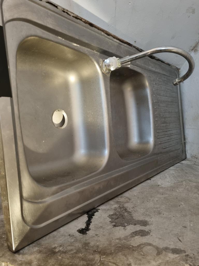 Evier en inox, Maison & Meubles, Enlèvement
