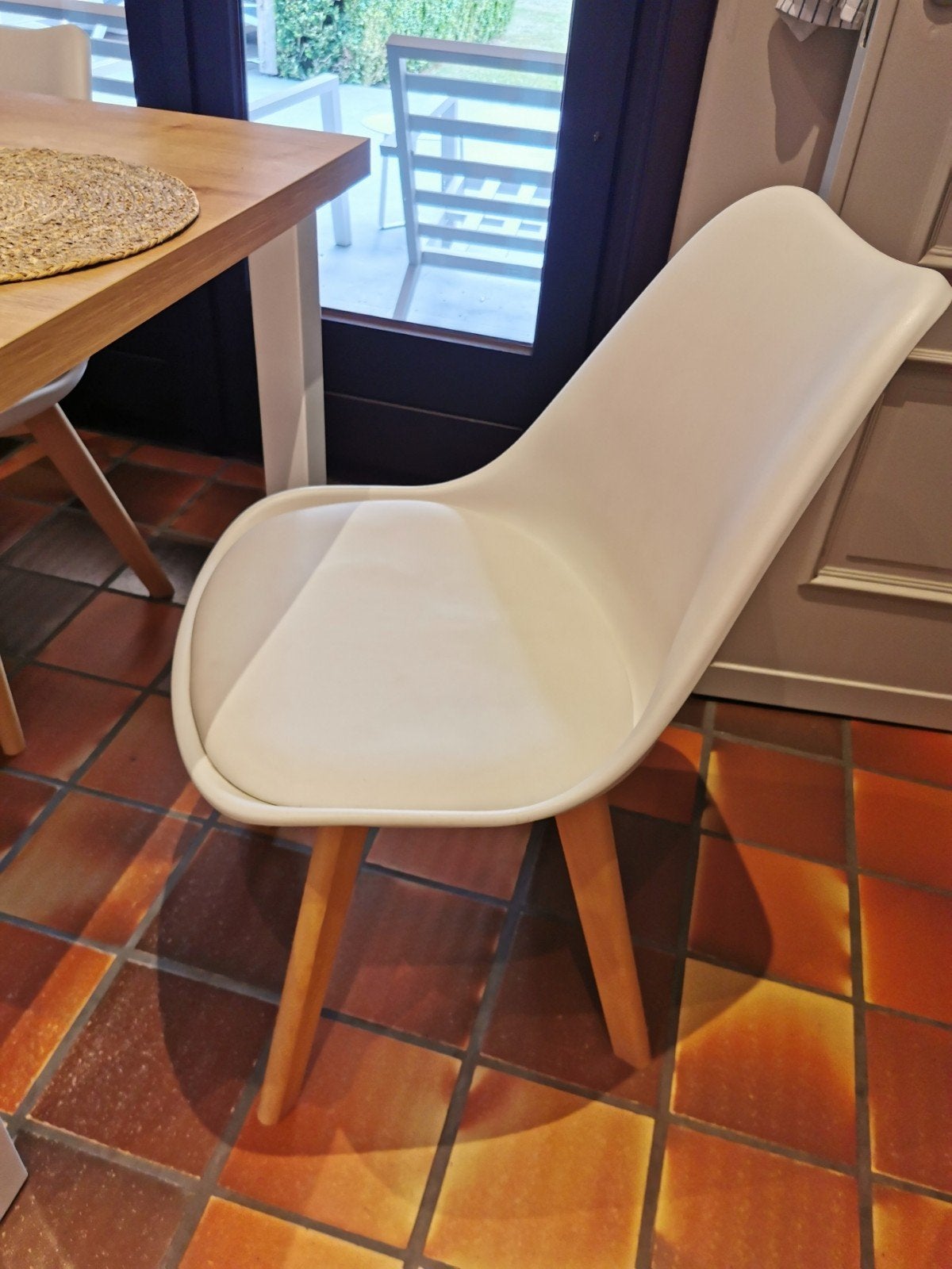 4 nieuwe stoelen voor living of keuken., Huis en Inrichting, Stoelen, Ophalen, Nieuw, Wit, Vier