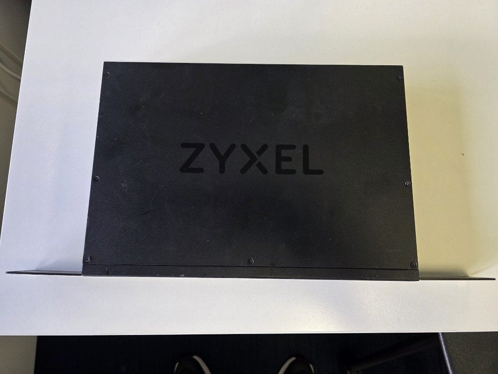 Zyxel XS1930-10 Multi-Gig 10Gb Switch, Informatique & Logiciels, Commutateurs réseau, Enlèvement ou Envoi, Comme neuf