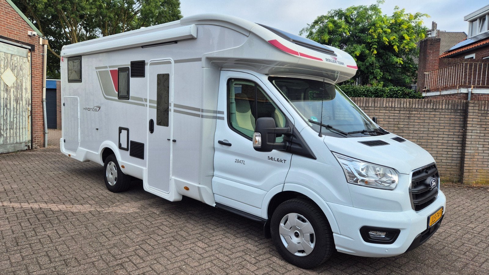Ford Roller Team kronos 284TL automaat/ 03-2025/ VOL, Caravans en Kamperen, Mobilhomes, Automaat, Chemisch toilet, Ringverwarming
