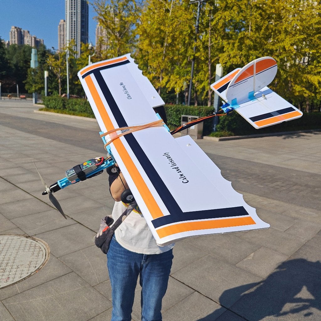 SlowStick 1200mm | KIT + Spare Wing Set + Electronics |NIEUW, Hobby en Vrije tijd, Modelbouw | Radiografisch | Vliegtuigen, Nieuw