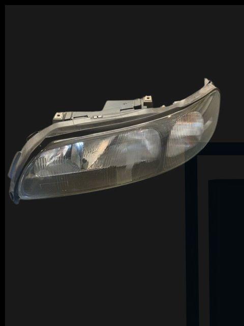 Koplamp volvo V70 S60 2000-2004 links gebruikt V70  Xc70 Vol, Ophalen of Verzenden, Gebruikt