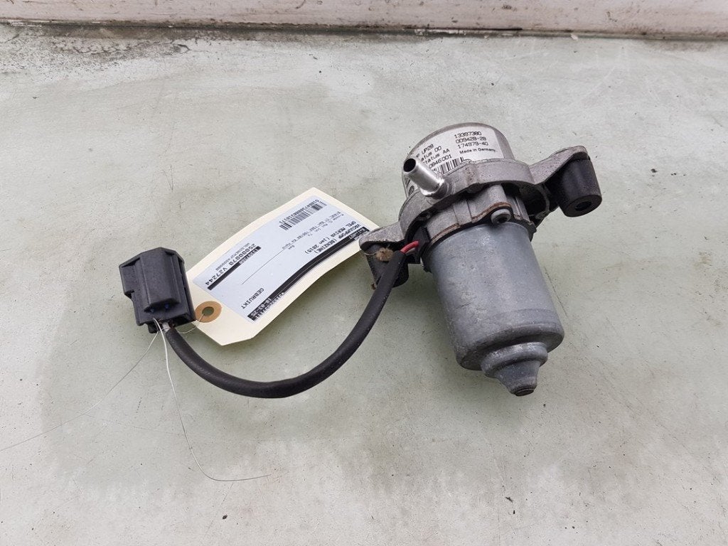 VACUUMPOMP BENZINE Opel Meriva (|13397380|), Gebruikt, Opel