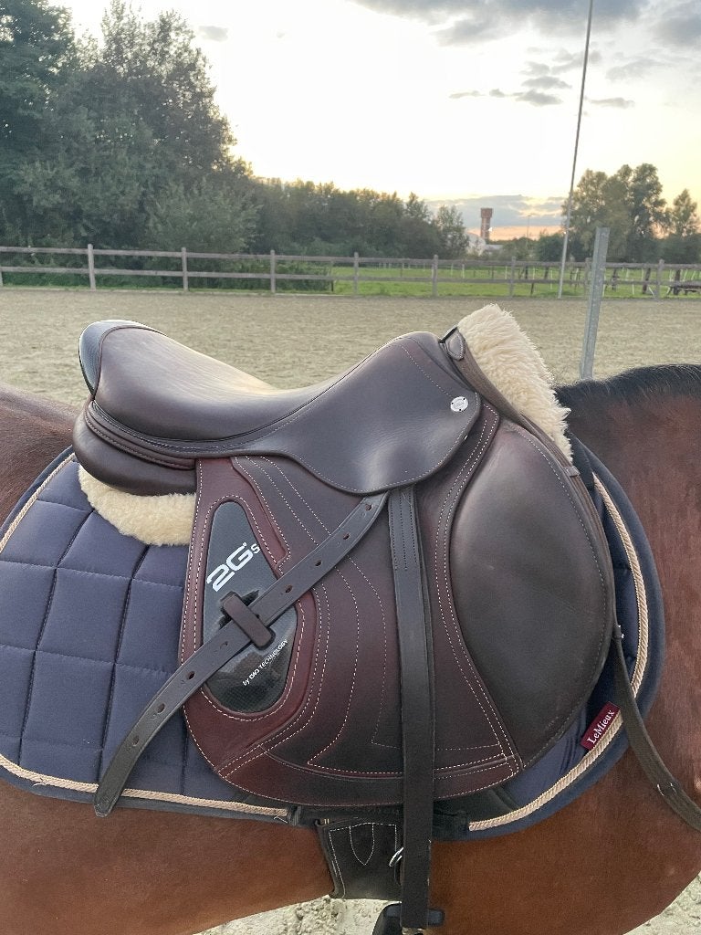 Cwd zadel 17 inch, Dieren en Toebehoren, Ophalen, Vlakke zit, M (17 inch), CWD