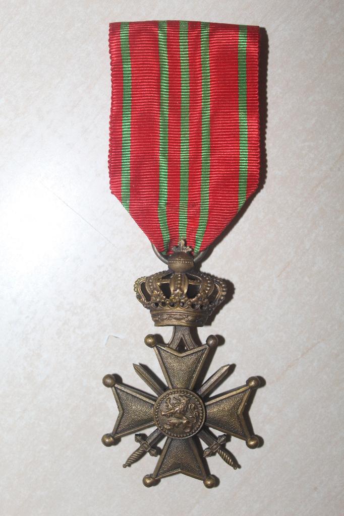 Belgisch oorlogskruis WOI, Verzamelen, Ophalen of Verzenden, Landmacht, Lintje, Medaille of Wings