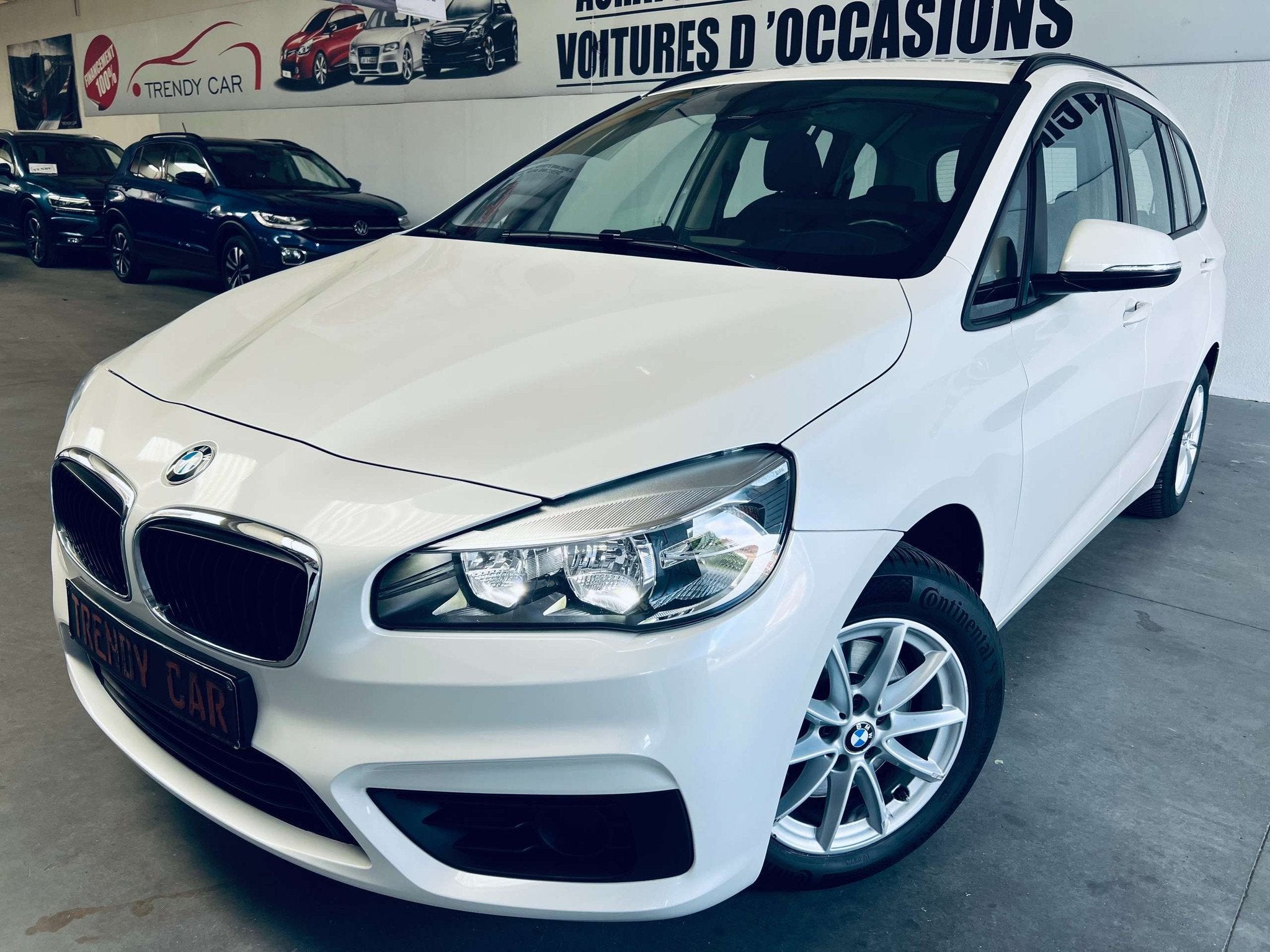 BMW 2 Serie 218 Gran Tourer 218i +CARNET+GARANTIE+CARPASS, Auto's, Stof, Gebruikt, 136 pk, Start-stop-systeem