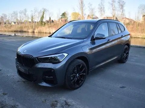 BMW X1, Autos, BMW, Particulier, X1, 4x4, Hybride Électrique/Essence, SUV ou Tout-terrain, 5 portes, Automatique, Argent ou Gris