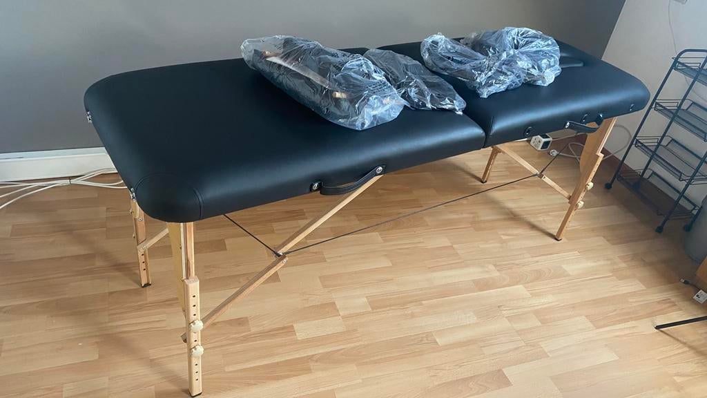 Table de massage, Sport en Fitness, Massageproducten, Zo goed als nieuw, Massagetafel, Ophalen