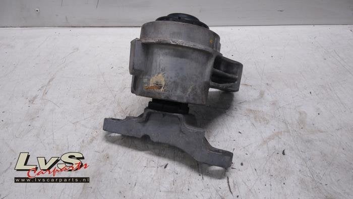 Support moteur d'un Ford Mondeo, Autos : Pièces & Accessoires, Suspension & Châssis, Ford, Utilisé, 3 mois de garantie, Enlèvement ou Envoi