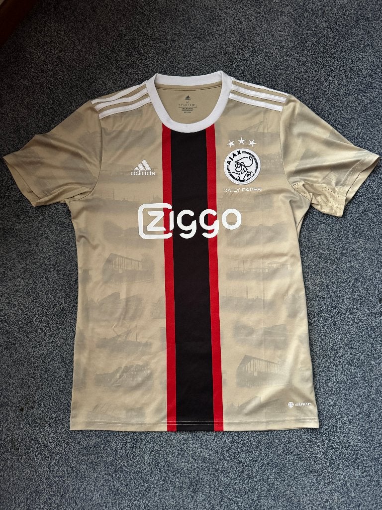 Ajax 2022/23 derde shirt, Maat M, Verzenden, Zo goed als nieuw, Shirt