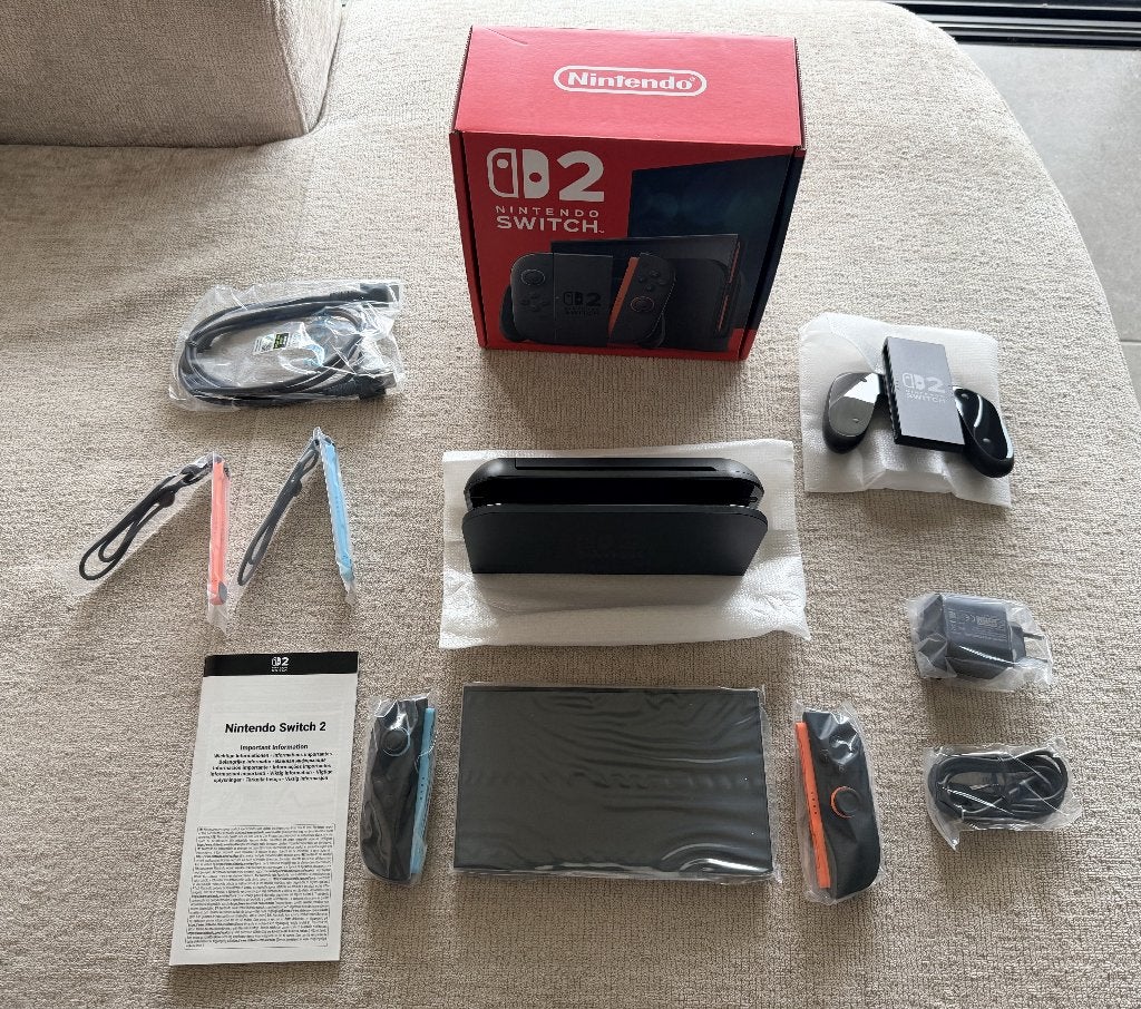 Nintendo Switch 2 — NIEUW, nooit aangezet — volledig in doos, Ophalen of Verzenden, Zo goed als nieuw, Met 1 controller, Switch OLED