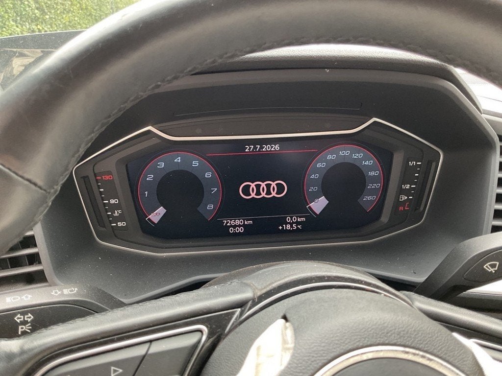 INSTRUMENTS DE BORD Audi A1 Sportback (GBA) (|82A920710C|), Audi, Utilisé, Continental AG, Continental-Plaza 1
30175  Hannover, DE