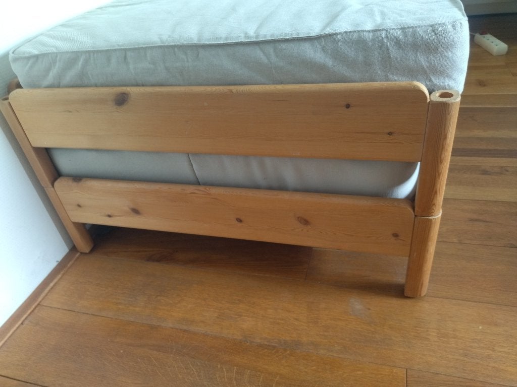 Lit empilable Ikea + 2 matelas, Maison & Meubles, Chambre à coucher | Lits, Enlèvement