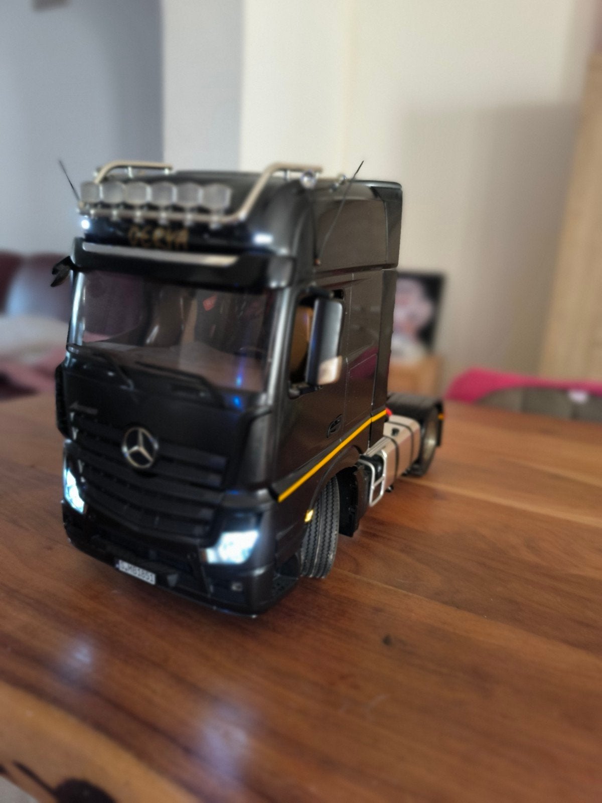 Tamiya RC 1/14, Camion, Plus grand que 1:32, Comme neuf, Enlèvement