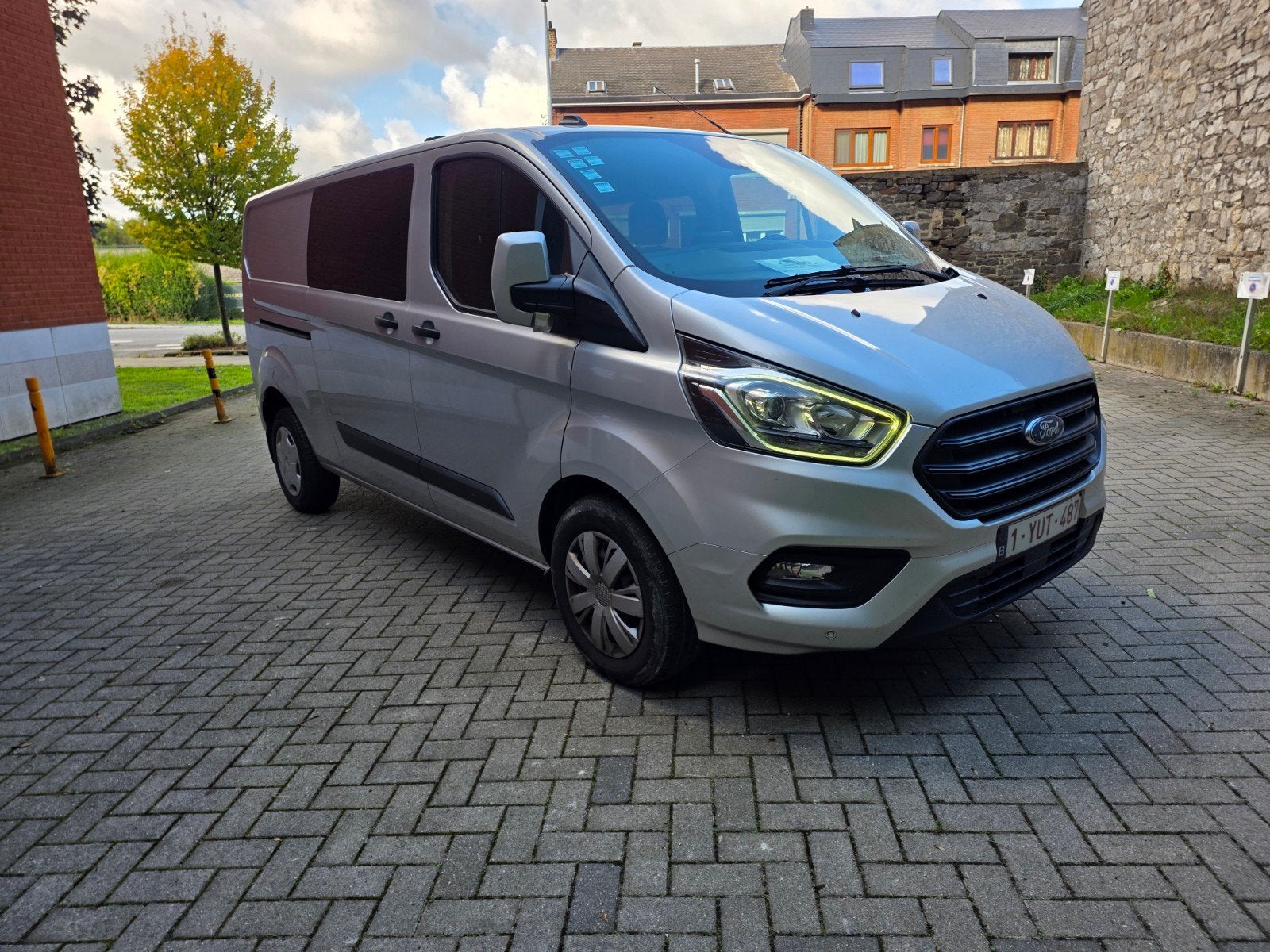 ford transit custom  22.12 2020, Autos, Argent ou Gris, Achat, Entretenue par le concessionnaire, Noir
