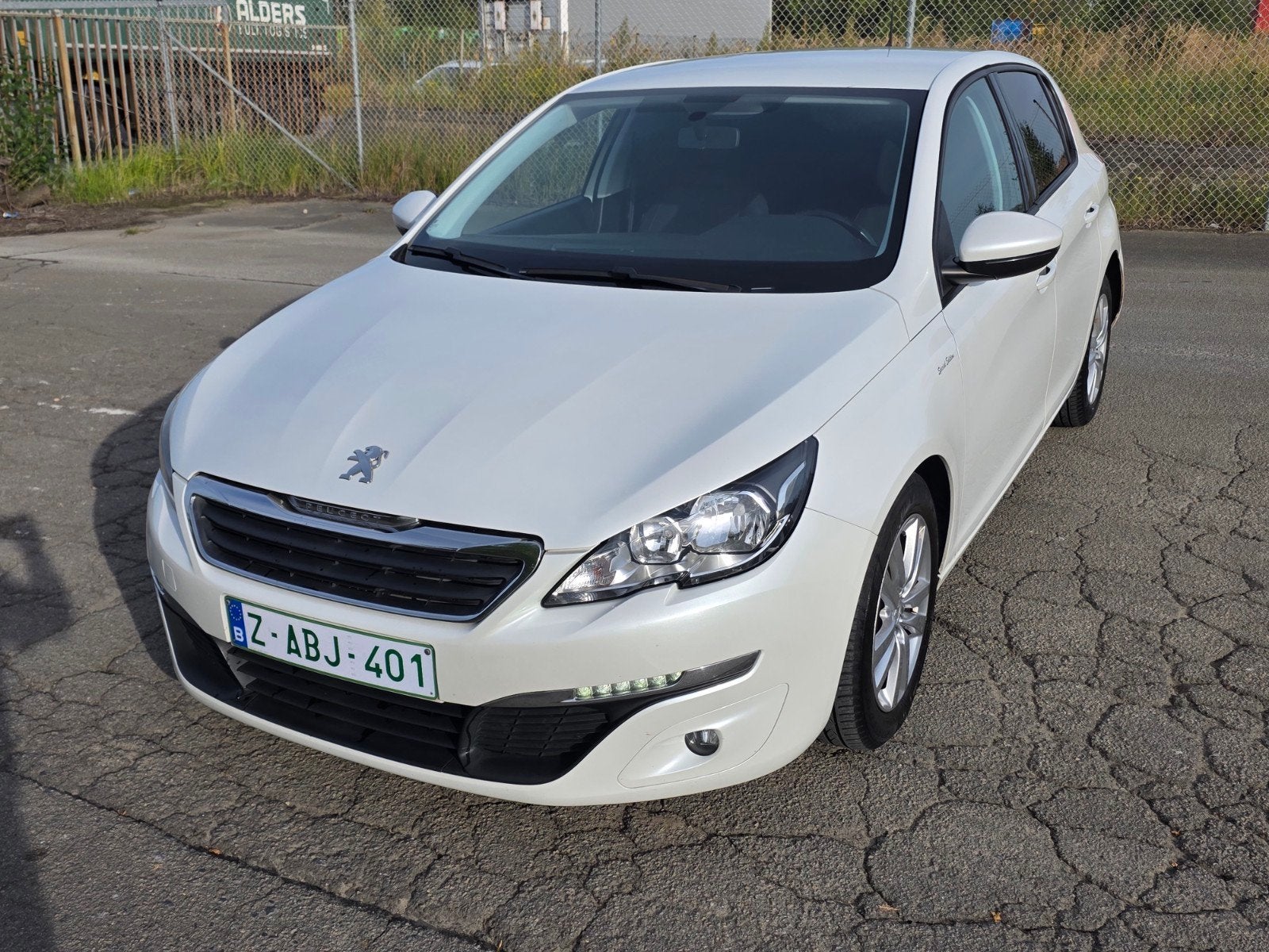 Peugeot 308 / 2015 DIESEL 1600 /, Auto's, Bedrijf, Diesel, https://public.car-pass.be/vhr/3eddef78-660c-4d3e-bfce-4e13c7d69b56
