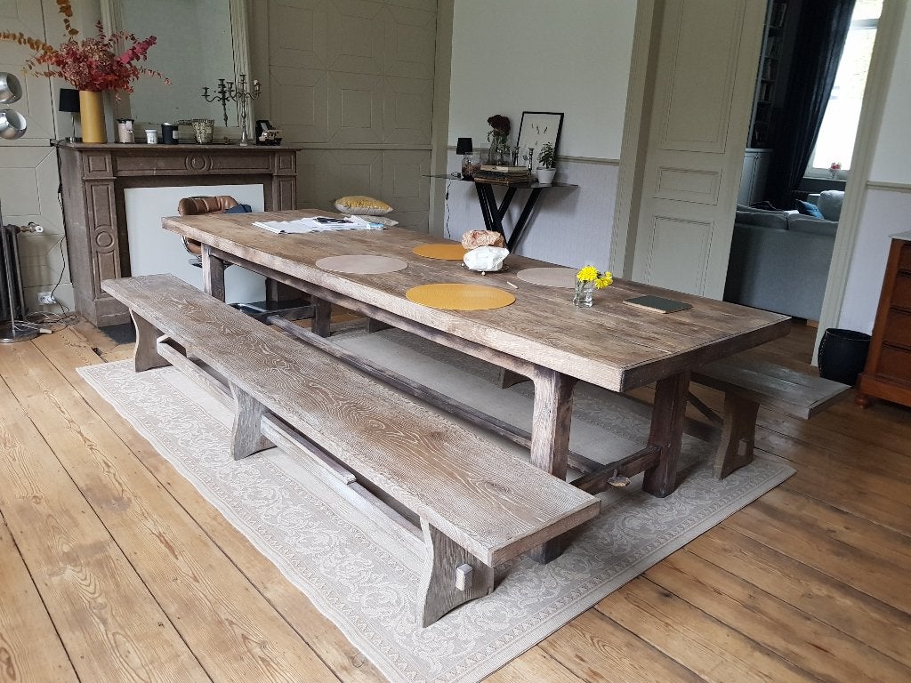 Très grande table avec bancs, Enlèvement, Utilisé, 50 à 100 cm, Chêne