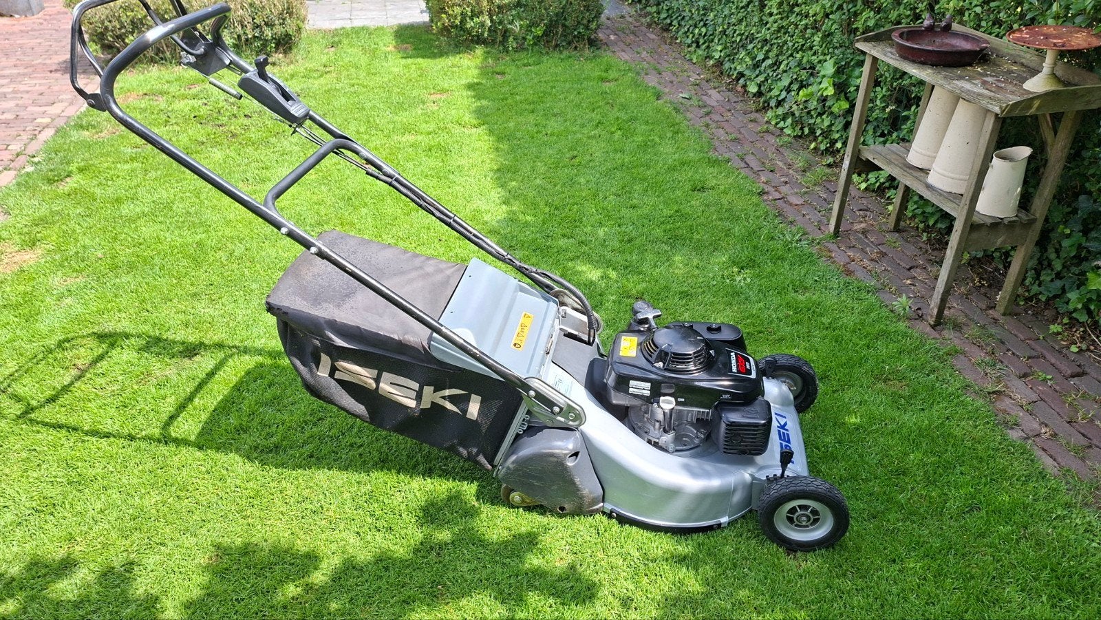 Iseki sw8210 pro benzine walsmaaier. 2019 ( zie omschrijving, Ophalen, Cirkelmaaier, Zo goed als nieuw, Benzine-grasmaaier