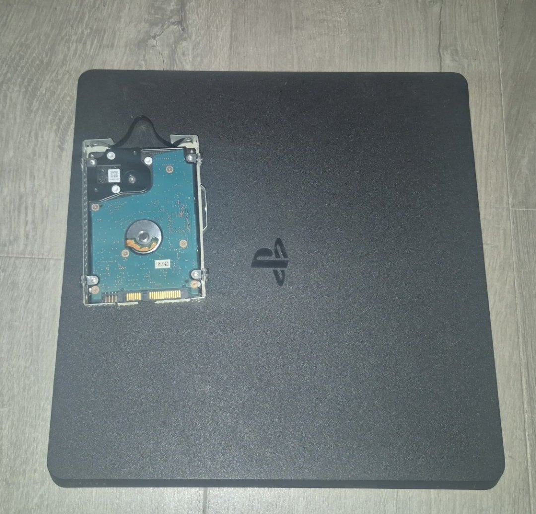 ps4 slim zwarte cover en 500gb hdd, Games en Spelcomputers, Gebruikt, Geheugenkaart, Ophalen of Verzenden, PlayStation 4