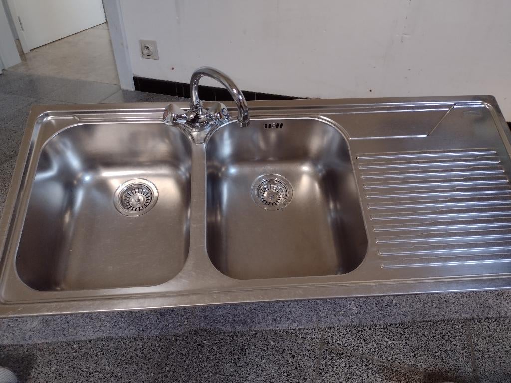 Dubbele Inox gootsteen Franke met kraan en aansluitingen, Ophalen, Zo goed als nieuw