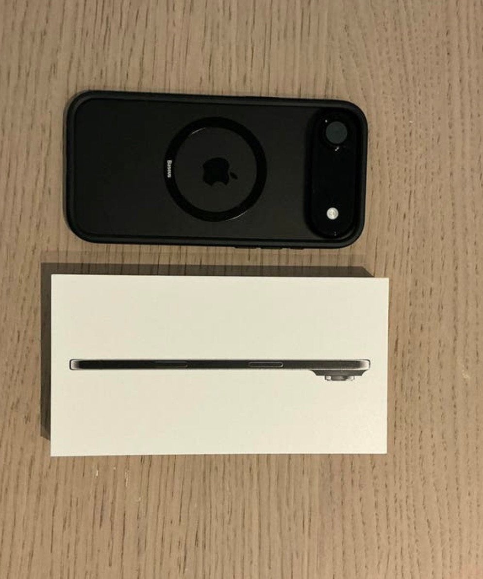Iphone Air - new, Overige modellen, Zwart, Zo goed als nieuw, Zonder simlock