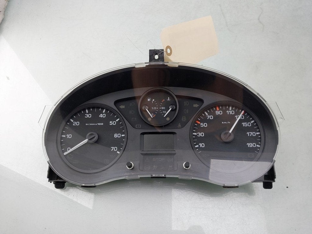 COCKPIT Peugeot Partner (GC / GF / GG / GJ / GK), Kontakt-peugeot@peugeot.com, Gebruikt, Peugeot Deutschland GmbH, Bahnhofsplatz
65423  Rüsselsheim, DE