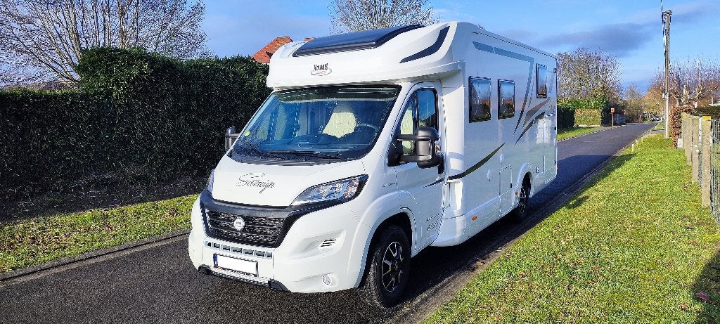 McLouis Sovereign 479G (Pack Luxe + Pack Go + Pack Travel), Caravans en Kamperen, Mobilhomes, Particulier, tot en met 5, Half-integraal
