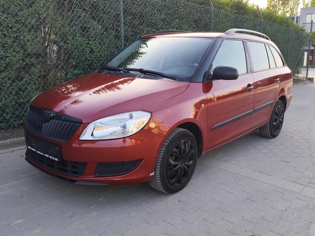 Skoda Fabia 1.2i jaar 2014
 1e eigenaar, Auto's, Skoda, Bedrijf, Te koop, Fabia, Navigatiesysteem, Benzine, Euro 5, Break, 5 deurs