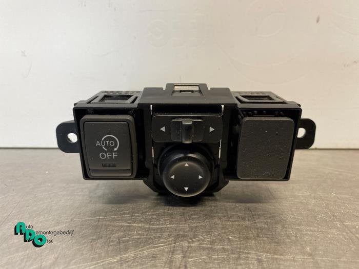 Commutateur rétroviseur d'un Nissan Note (Note 13-), -, 3 mois de garantie, Utilisé, -