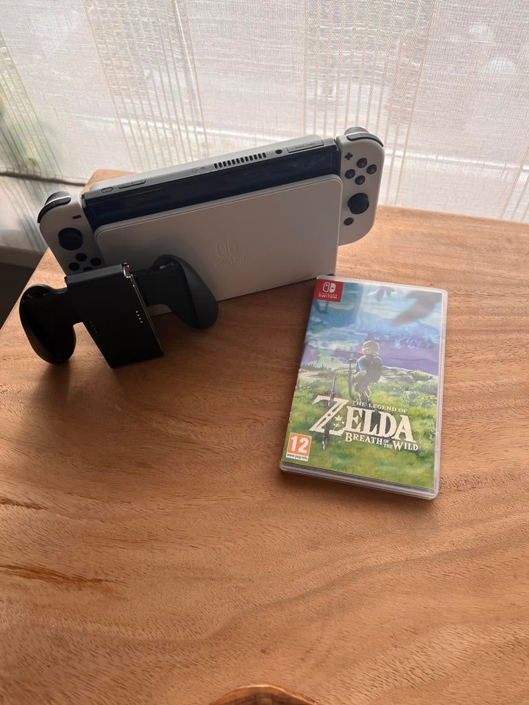 Nintendo Switch OLED wit als nieuw, Met games, Zo goed als nieuw, Met 1 controller, Switch OLED