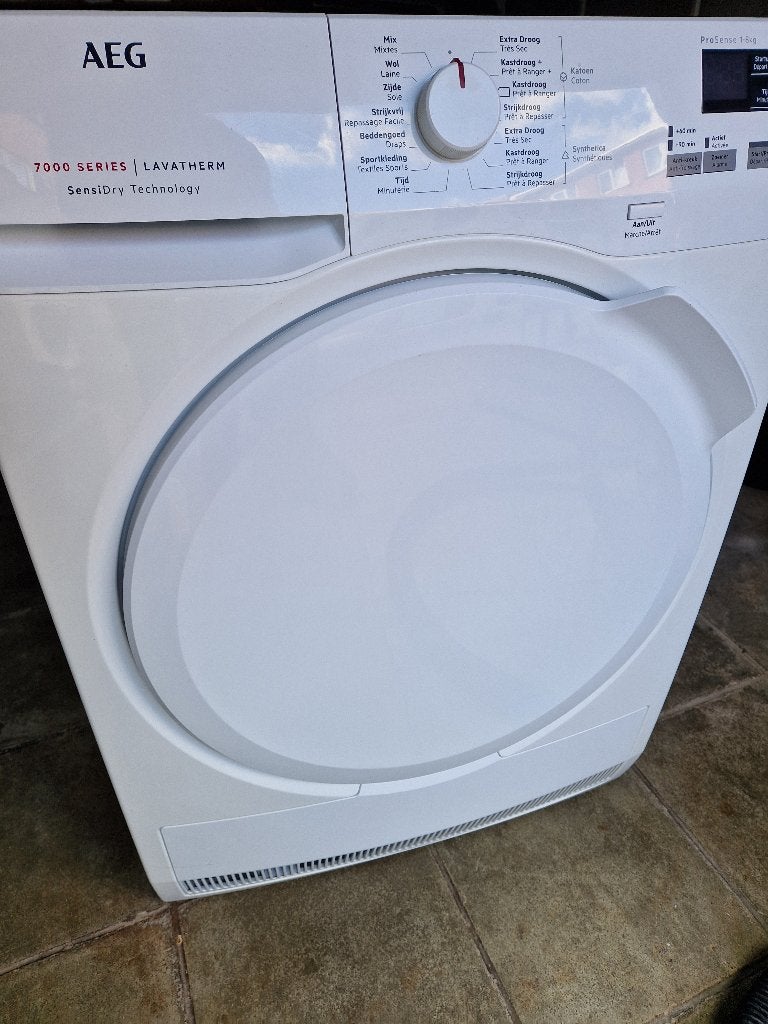 Sèche linge AEG 8kg pompe à chaleur A ++, Electroménager, Enlèvement, Comme neuf, Chargeur frontal