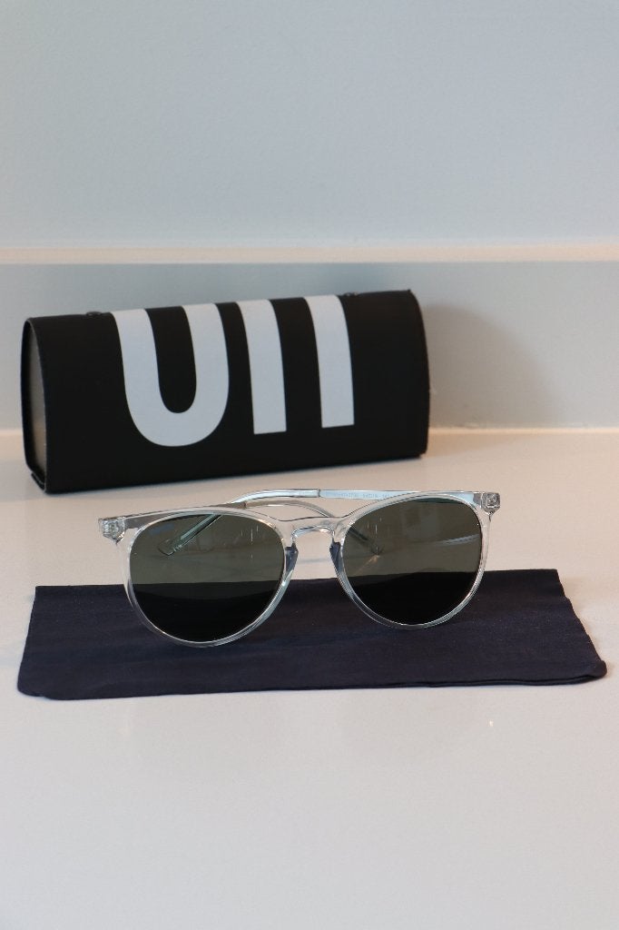 Unofficial Lunettes soleil avec monture transparents, Neuf, Autres marques, Enlèvement ou Envoi, Autres couleurs