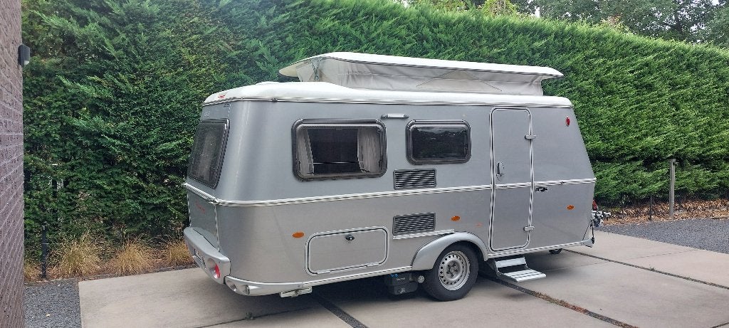 Caravane Eriba Touring 530 - Édition argentée, 750 - 1000 kg, Particulier, Autre, Jusqu'à 3