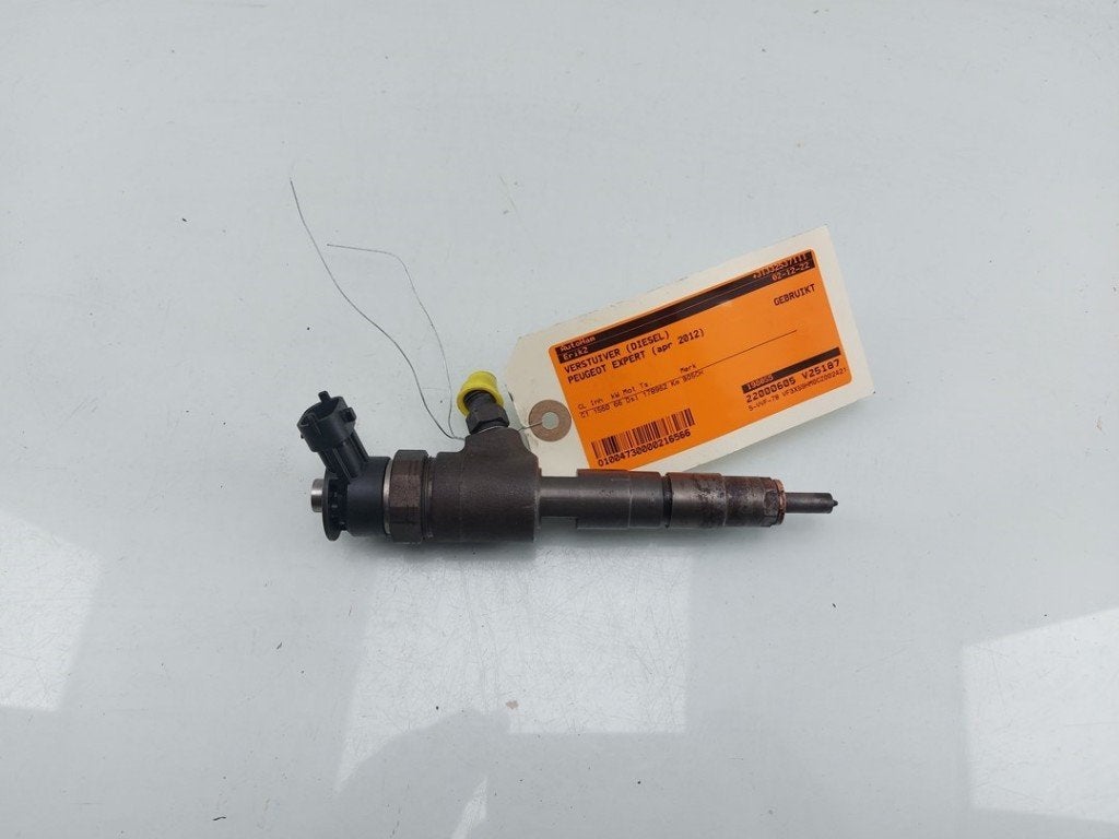 INJECTEUR FAP Peugeot Expert (G9) (01-2007/12-2016), Robert Bosch AG, Utilisé, Robert-Bosch-Allee 1
74232  Abstatt, DE, Engineering@bosch.com